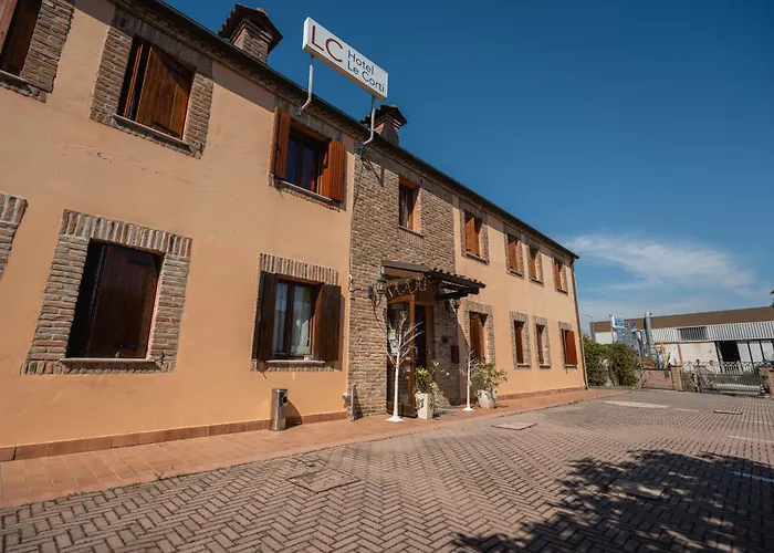 Hotel Le Corti Ferrara